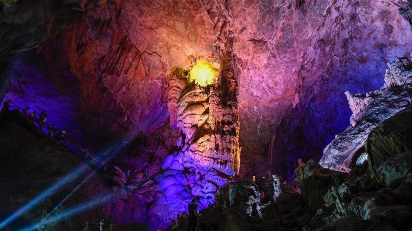 太阳报：拉师傅逛夜店缺训将被罚65万镑，相当于2周薪水