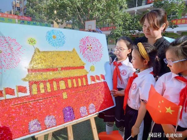 女生对男生没感觉，男生却一如既往对她好，直到女孩结婚还真心诚意祝福女孩白头偕老，他才默默离开？游戏画面