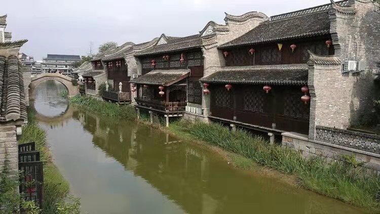 上海光华医院眼科职工配镜内购会盛大开启,纵享品质与优惠的双重保障